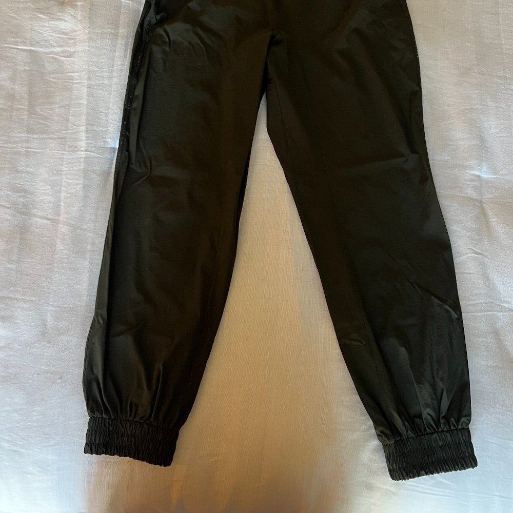 Halara Joggers - image 2